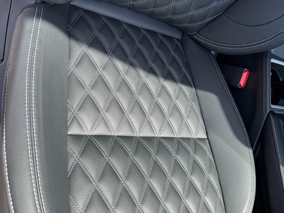 Mitsubishi Outlander Mitsubishi Outlander