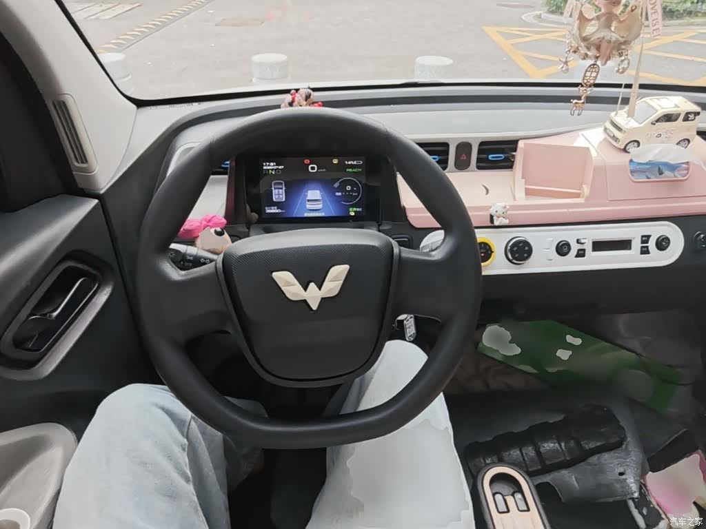 Wuling MINIEV, 2021 11