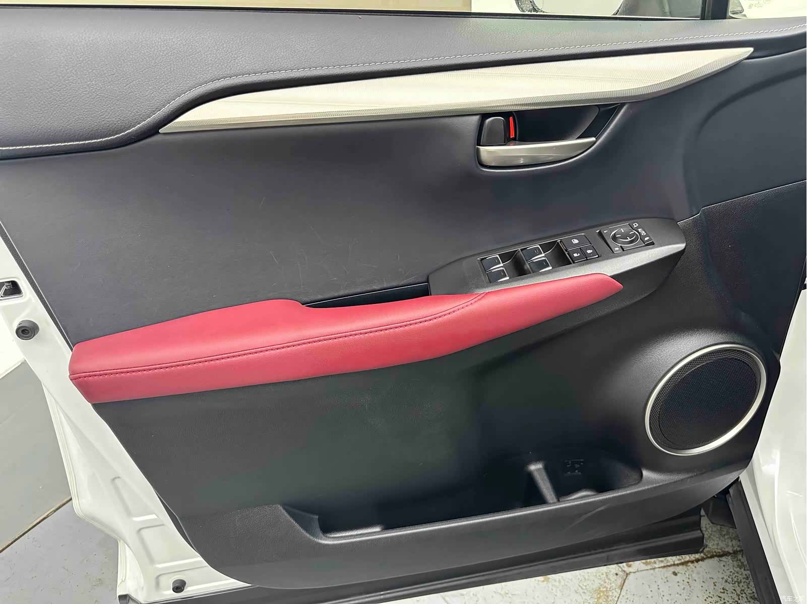 Lexus NX, 2021 10