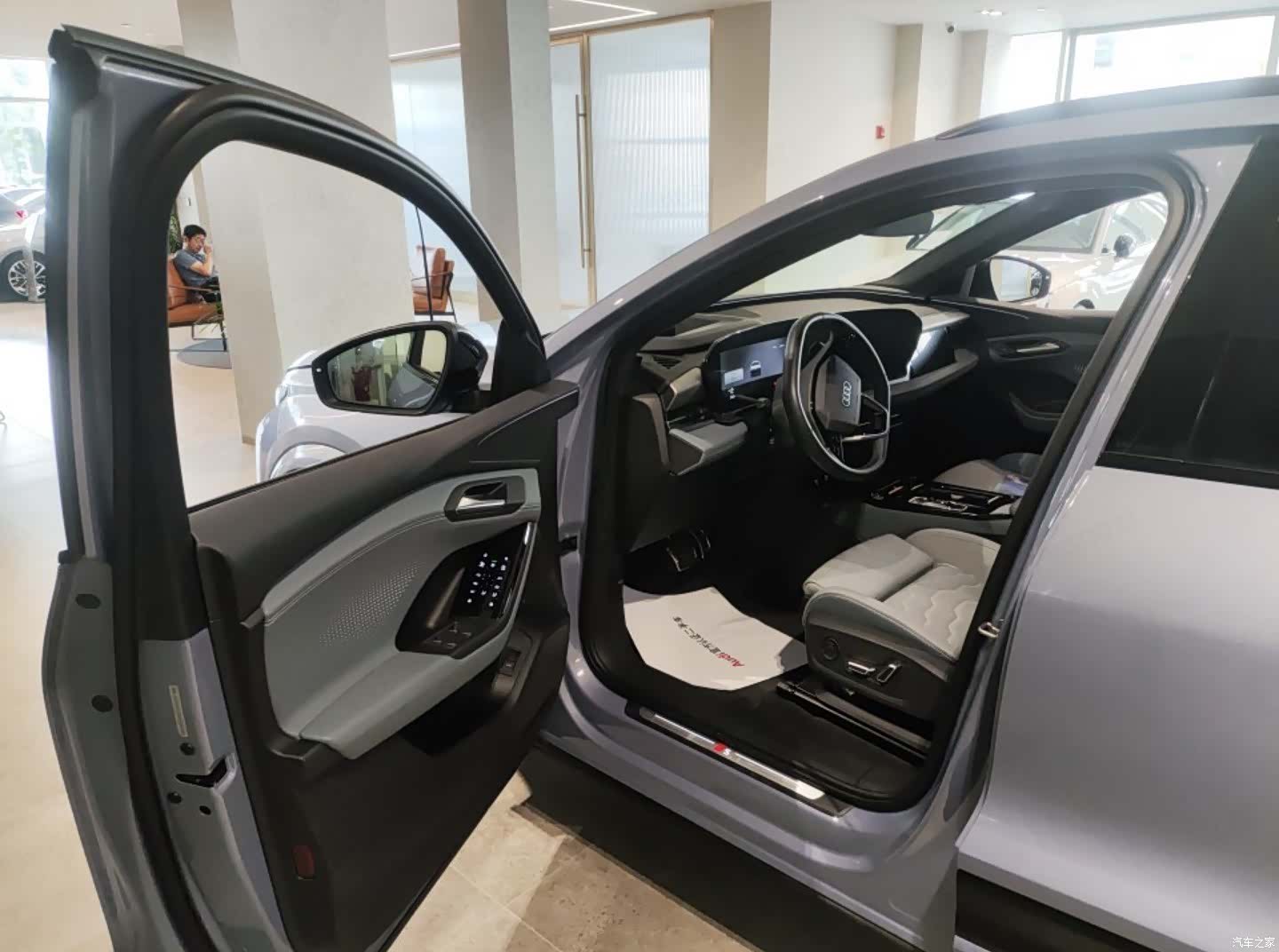 Audi e-tron, 2025 11