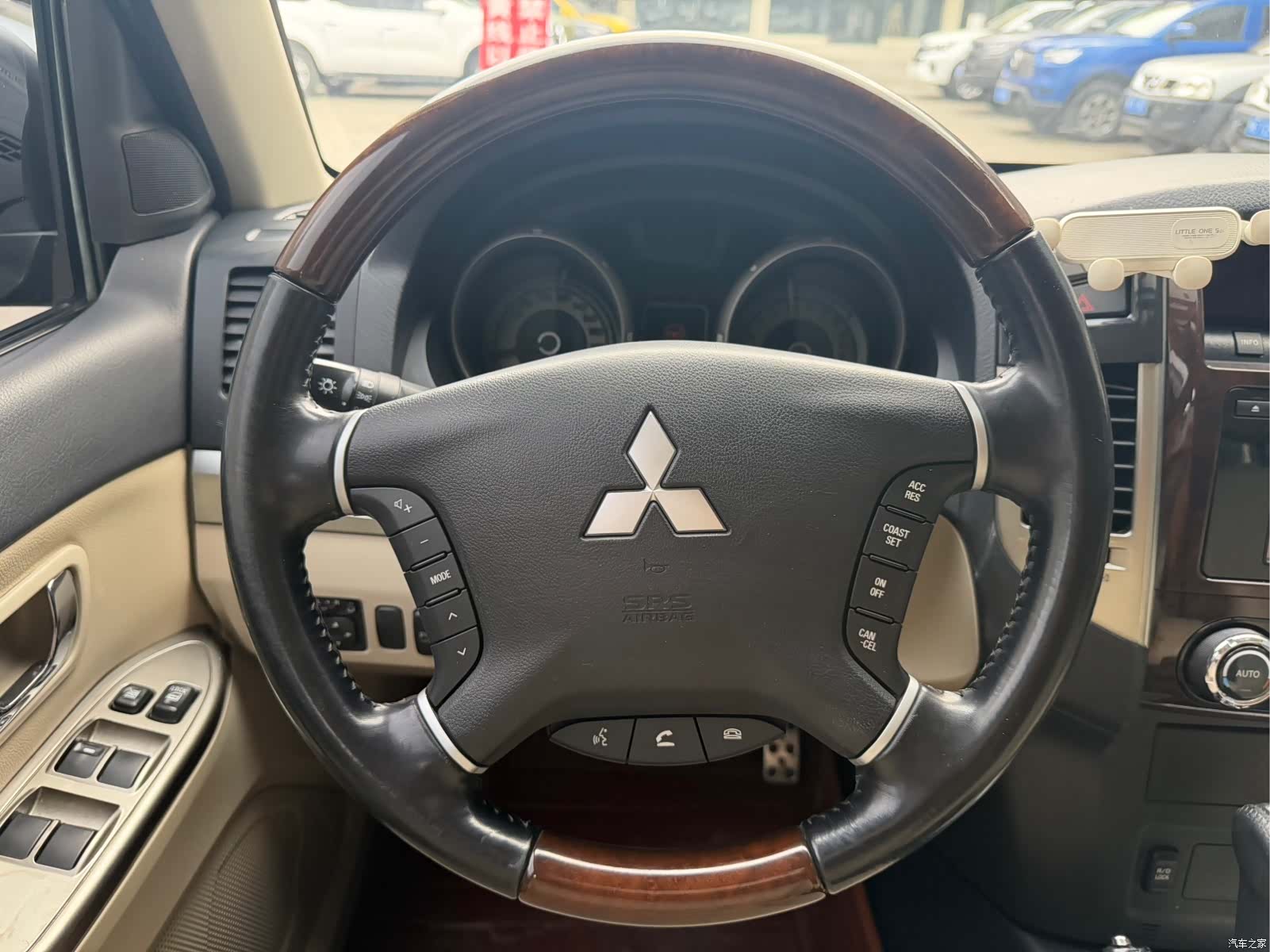 Mitsubishi Pajero, 2018 6