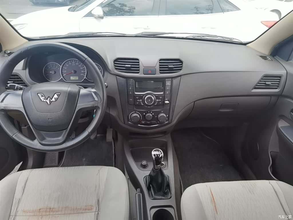 Wuling Hongguang, 2016 10