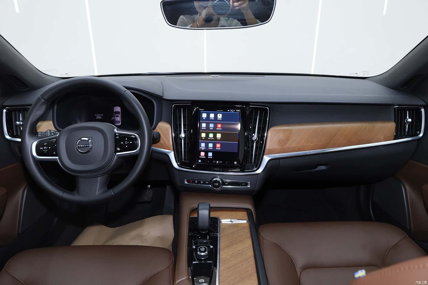 Volvo S90, 2025 25