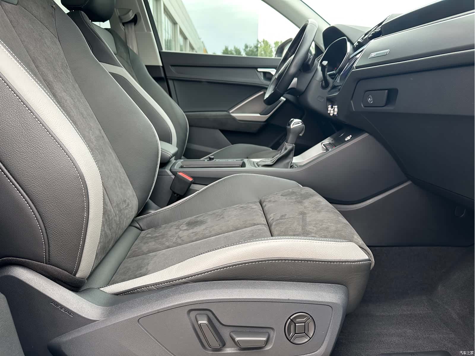 Audi Q3, 2022 6