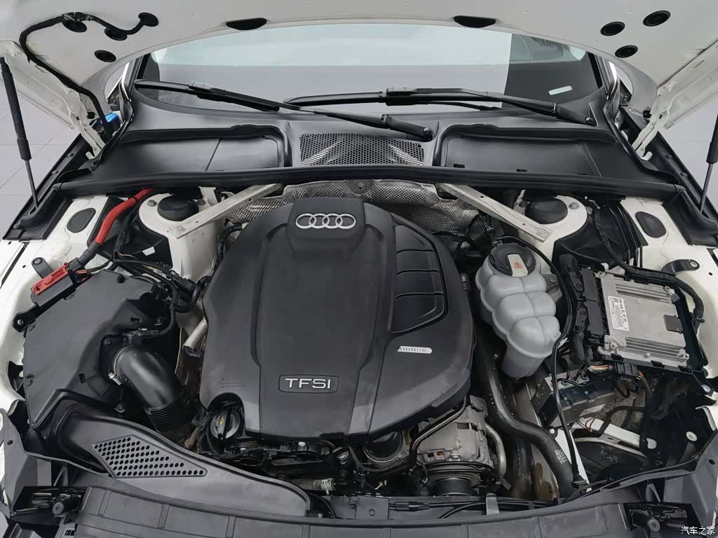 Audi A4L, 2020 6