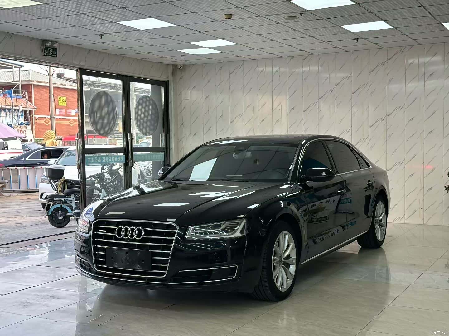 Audi A8L, 2017 3