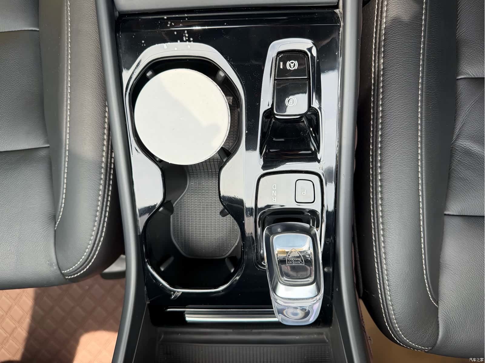 Volvo XC40, 2022 9