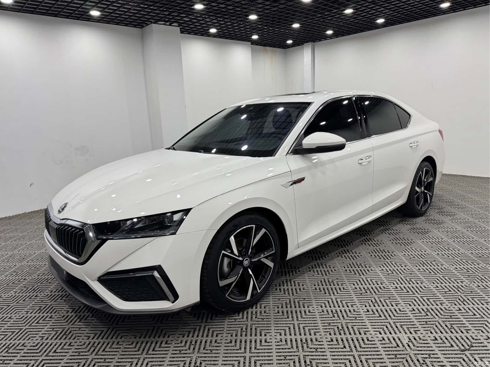 Skoda Octavia, 2022 3