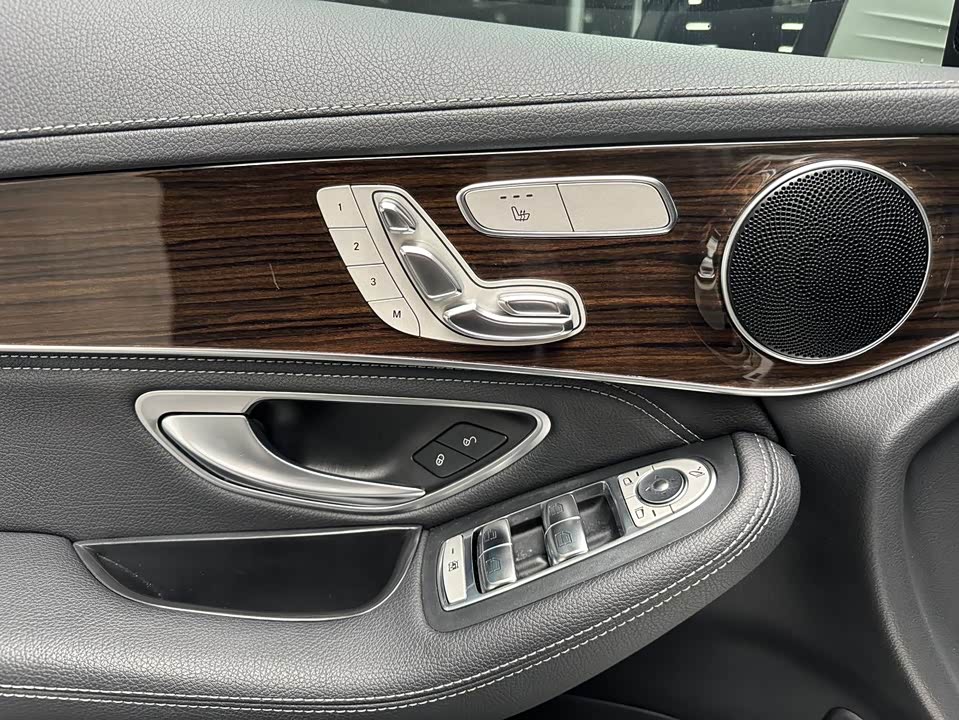 Mercedes-Benz GLC Mercedes-Benz GLC