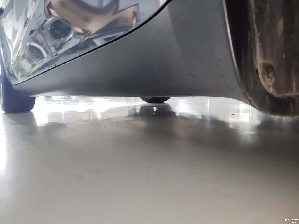 Tesla Model Y, 2022 22