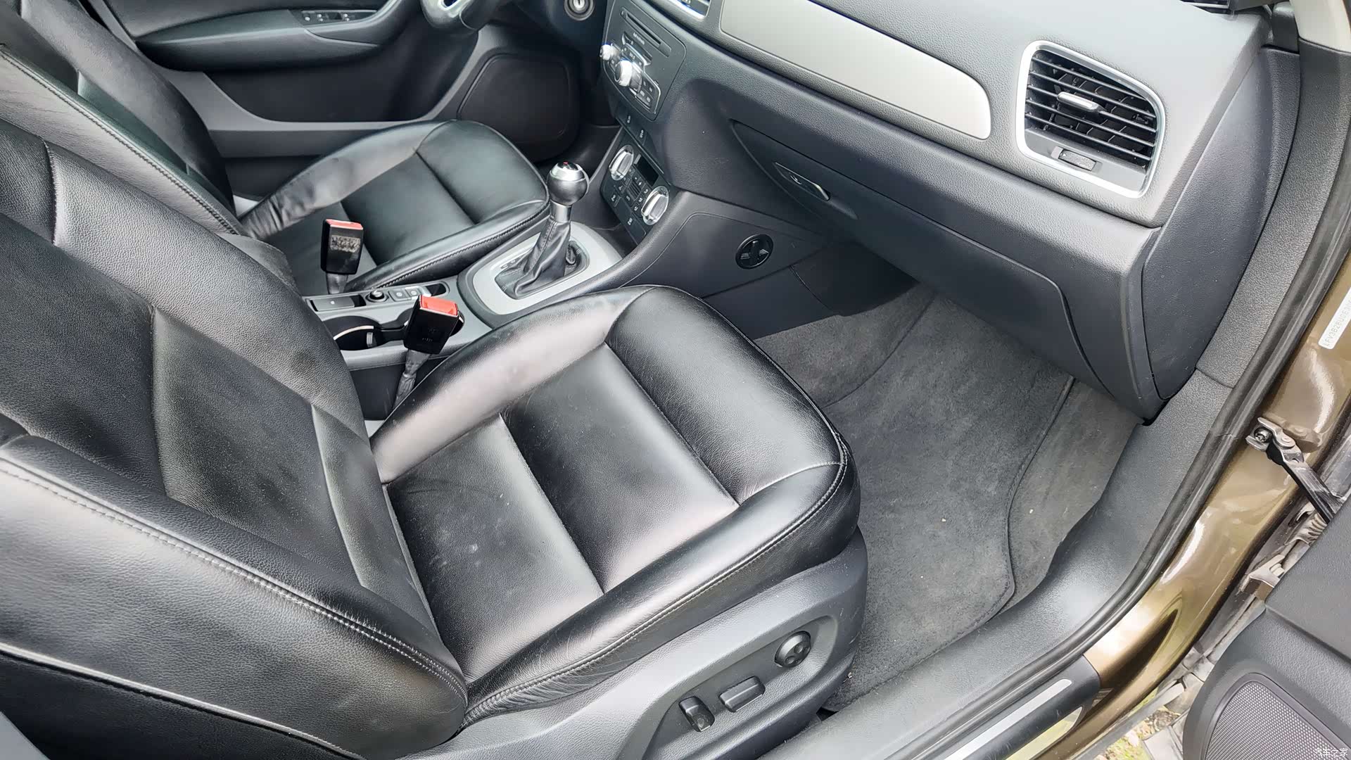 Audi Q3, 2014 30