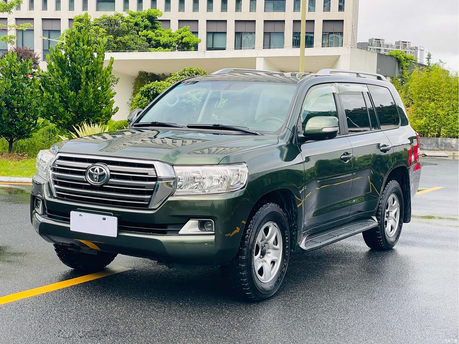 Toyota Land Cruiser, 2016 1