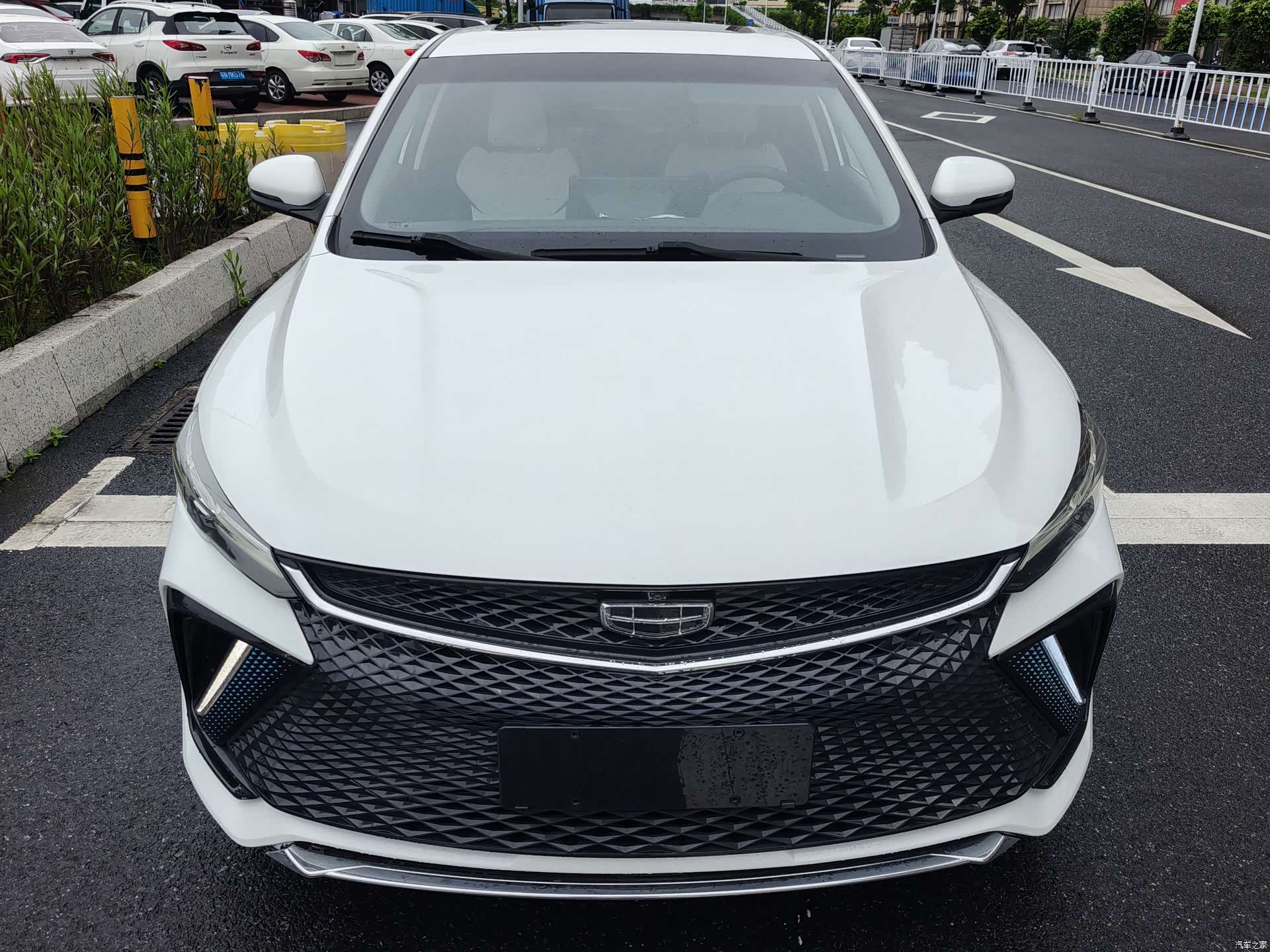 Geely Emgrand, 2022 2