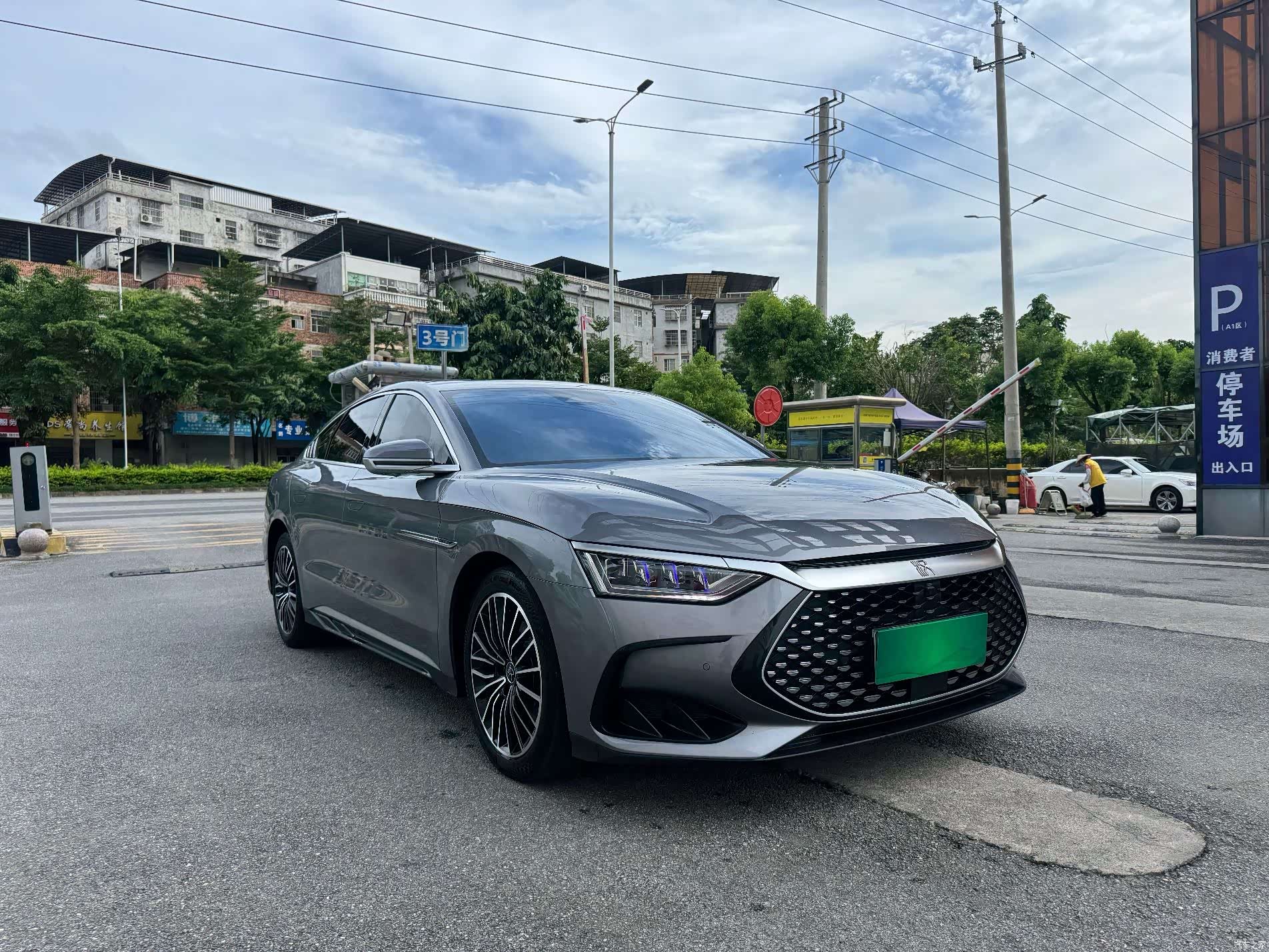 BYD Han, 2022 3