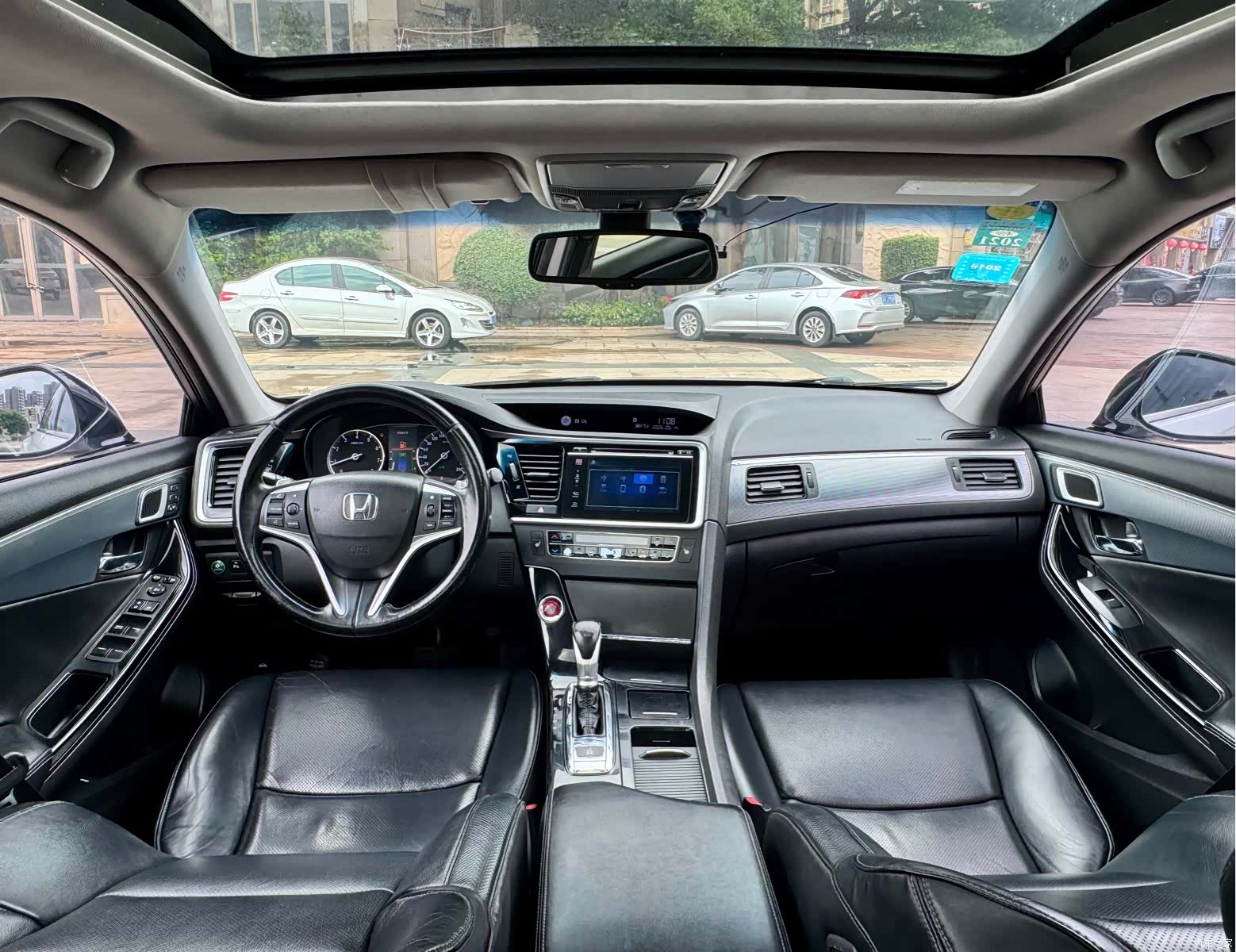 Honda Spirior, 2015 все фото