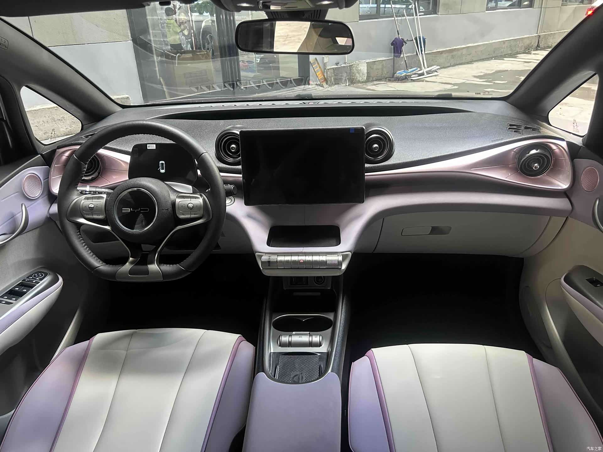 BYD Dolphin, 2022 12