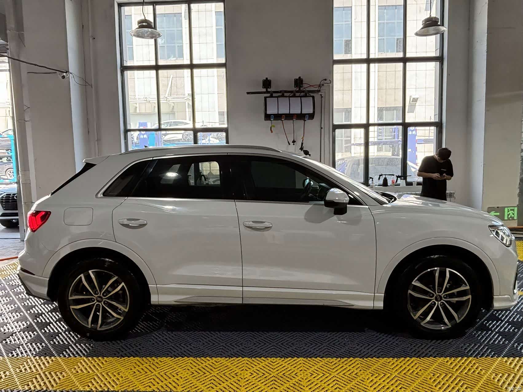 Audi Q3, 2023 все фото