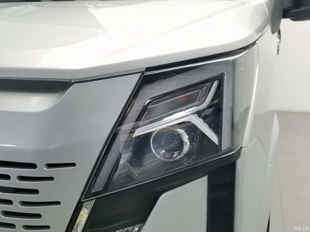 DongFeng V9, 2024 7