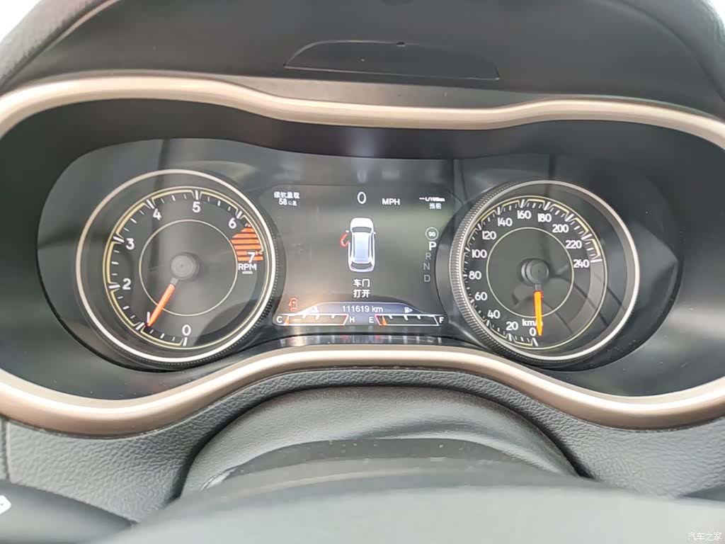 Jeep Cherokee, 2018 8