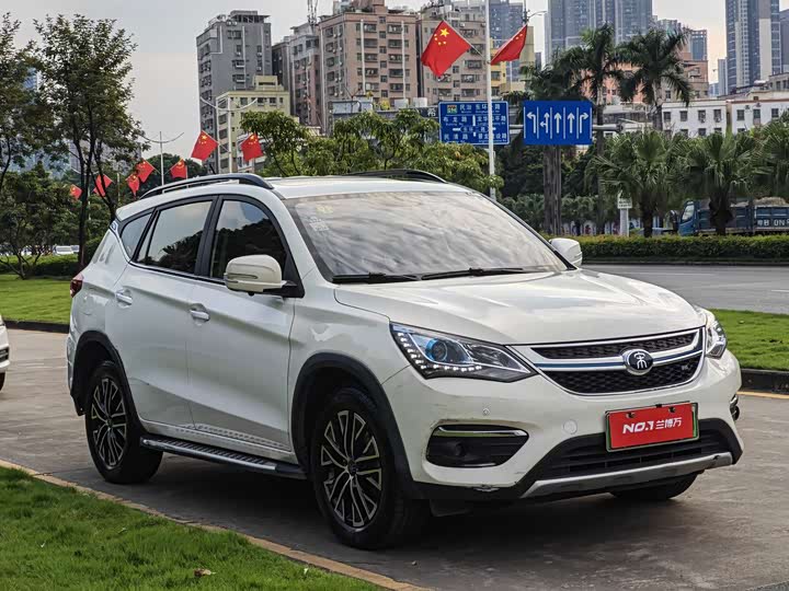 BYD Song xin neng yuan 2017 Song DM 1.5TID quan shi AWD Люкс
