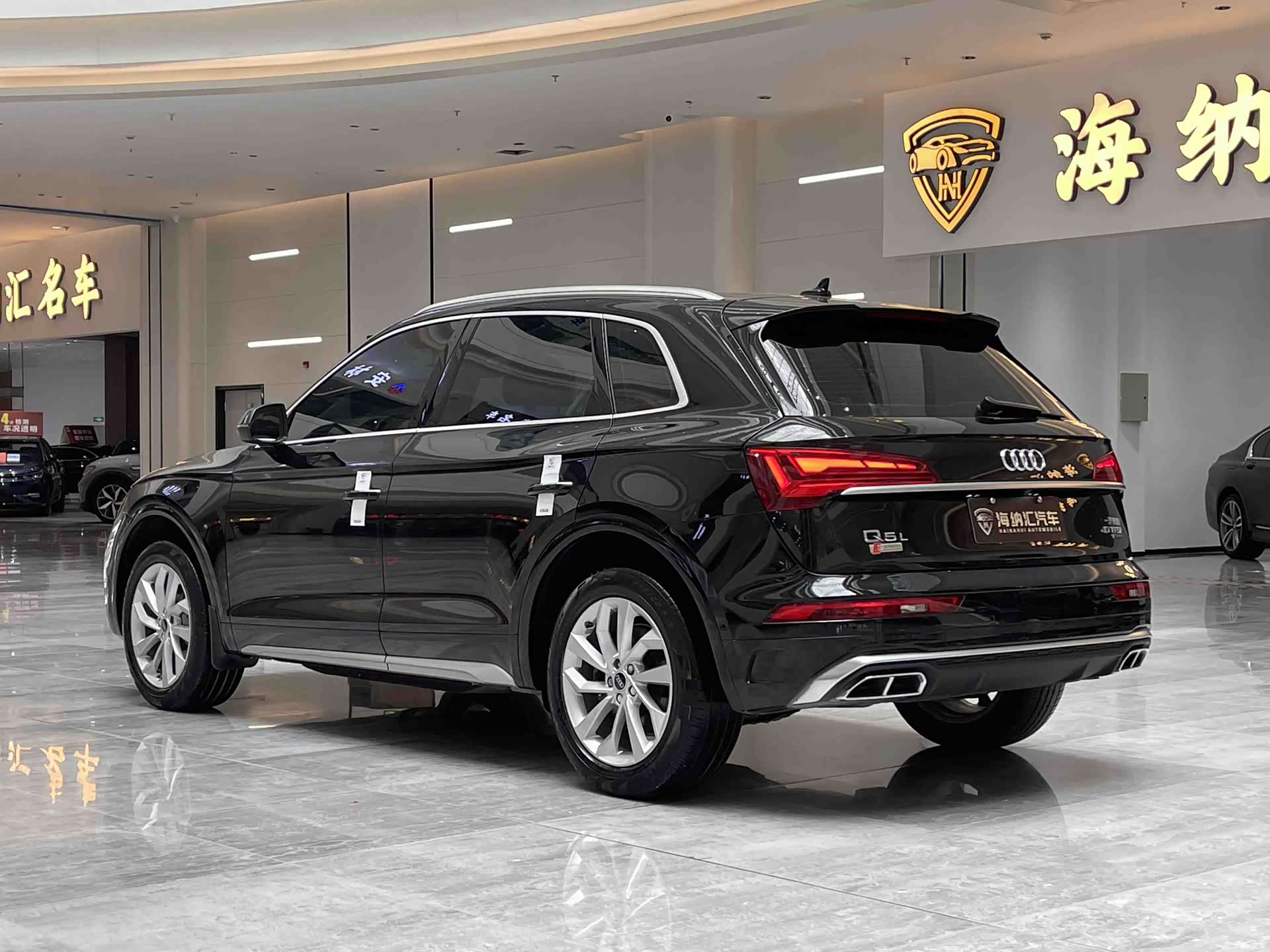 Audi Q5L, 2022 все фото