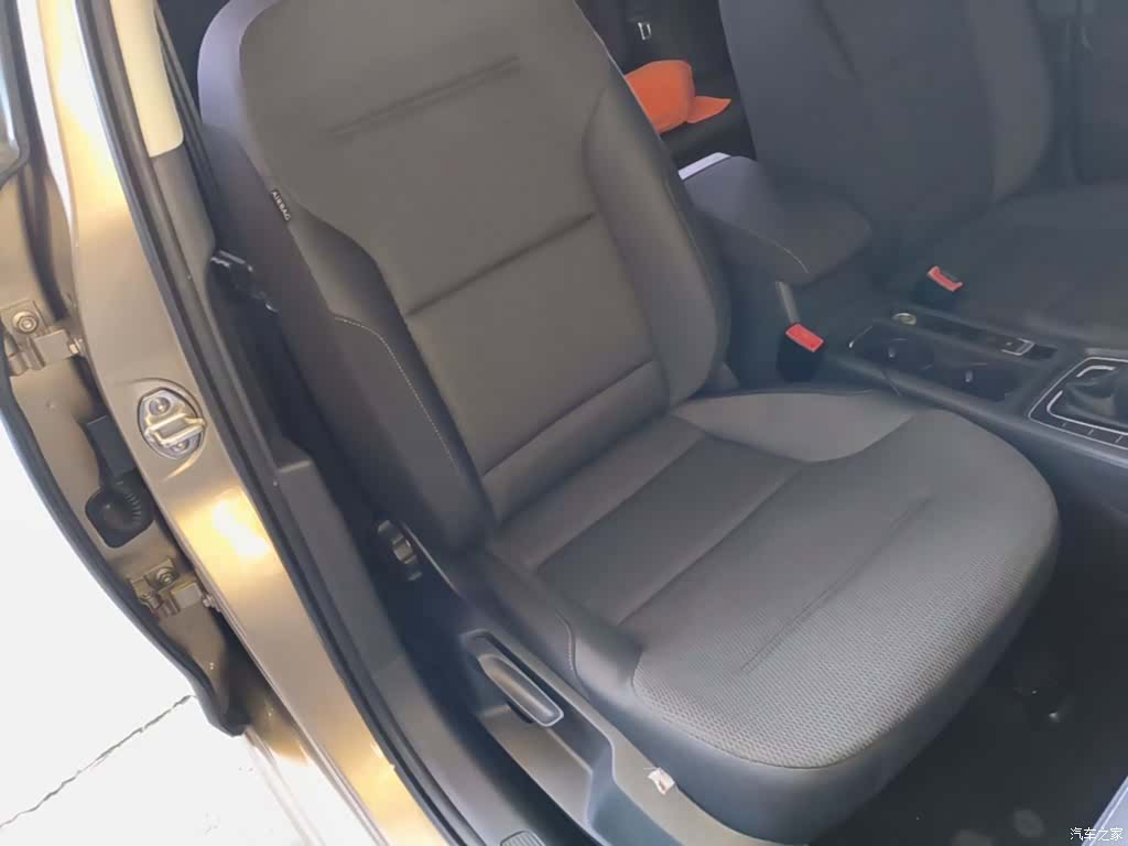 Volkswagen Golf, 2016 25