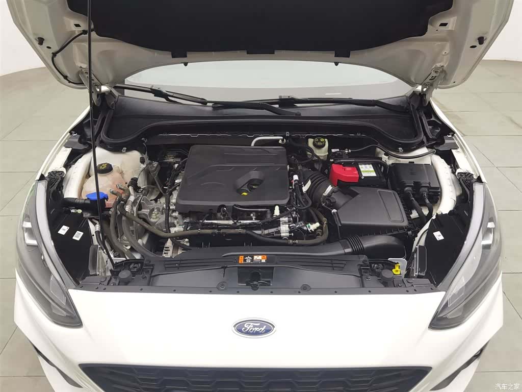 Ford Focus, 2021 6