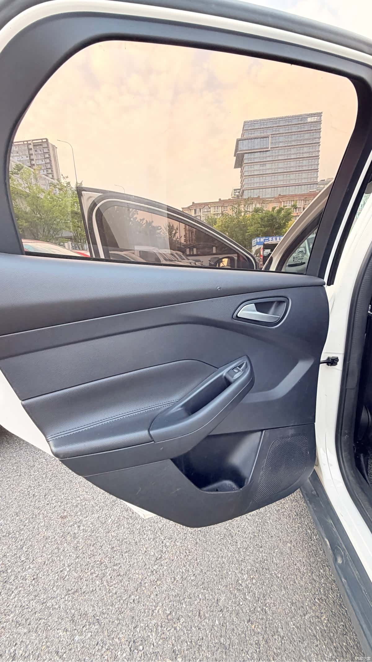Ford Focus, 2016 12