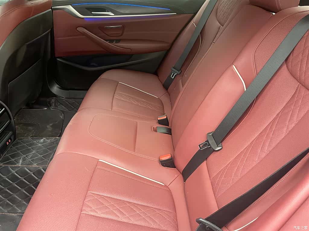 BMW 5 Series, 2023 9