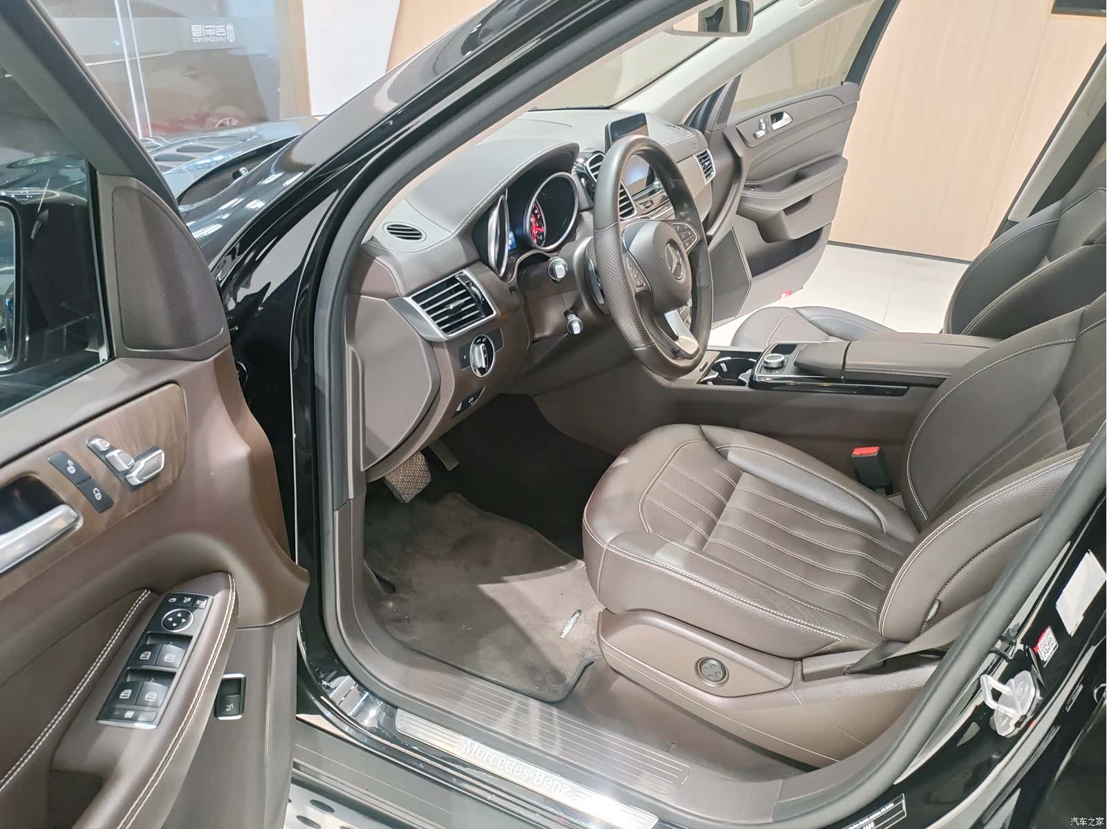 Mercedes-Benz GLE, 2017 9