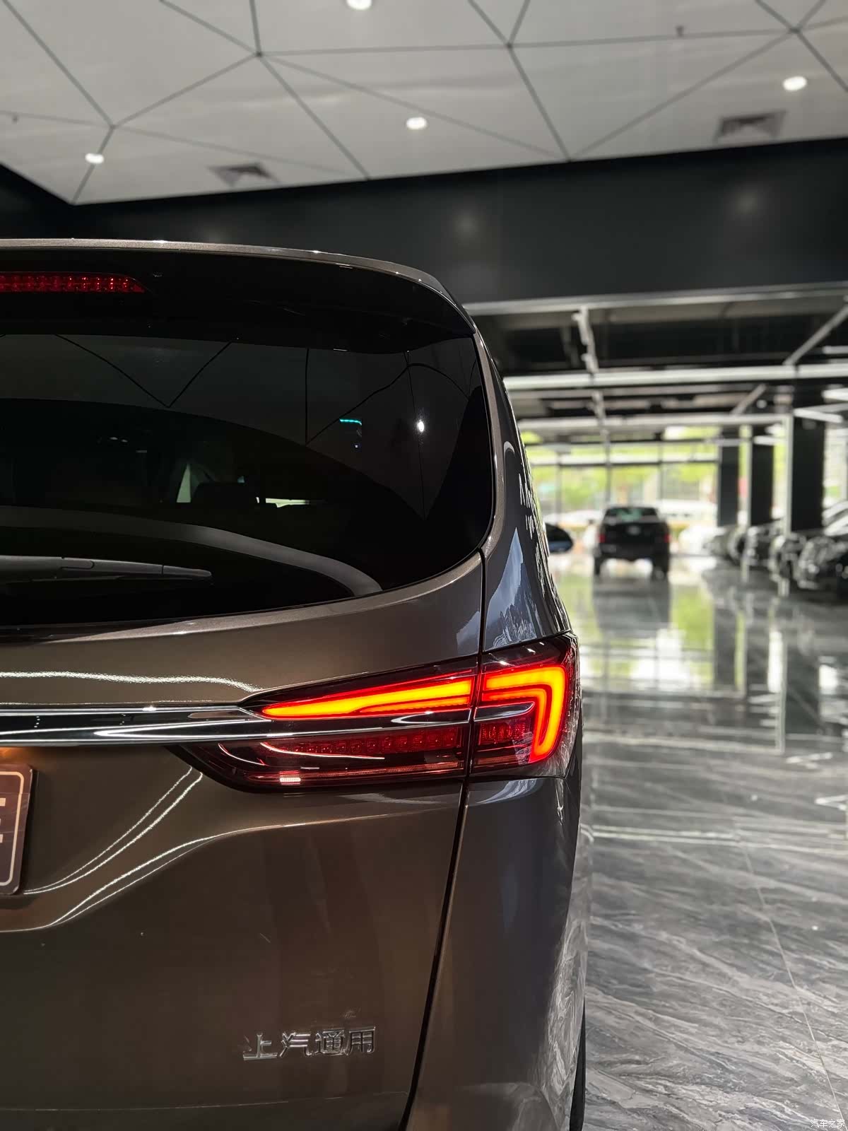 Buick GL8, 2022 35