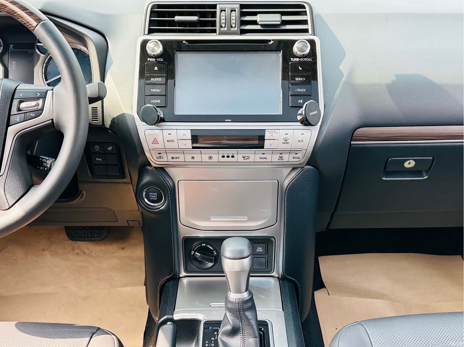 Toyota Prado, 2019 24