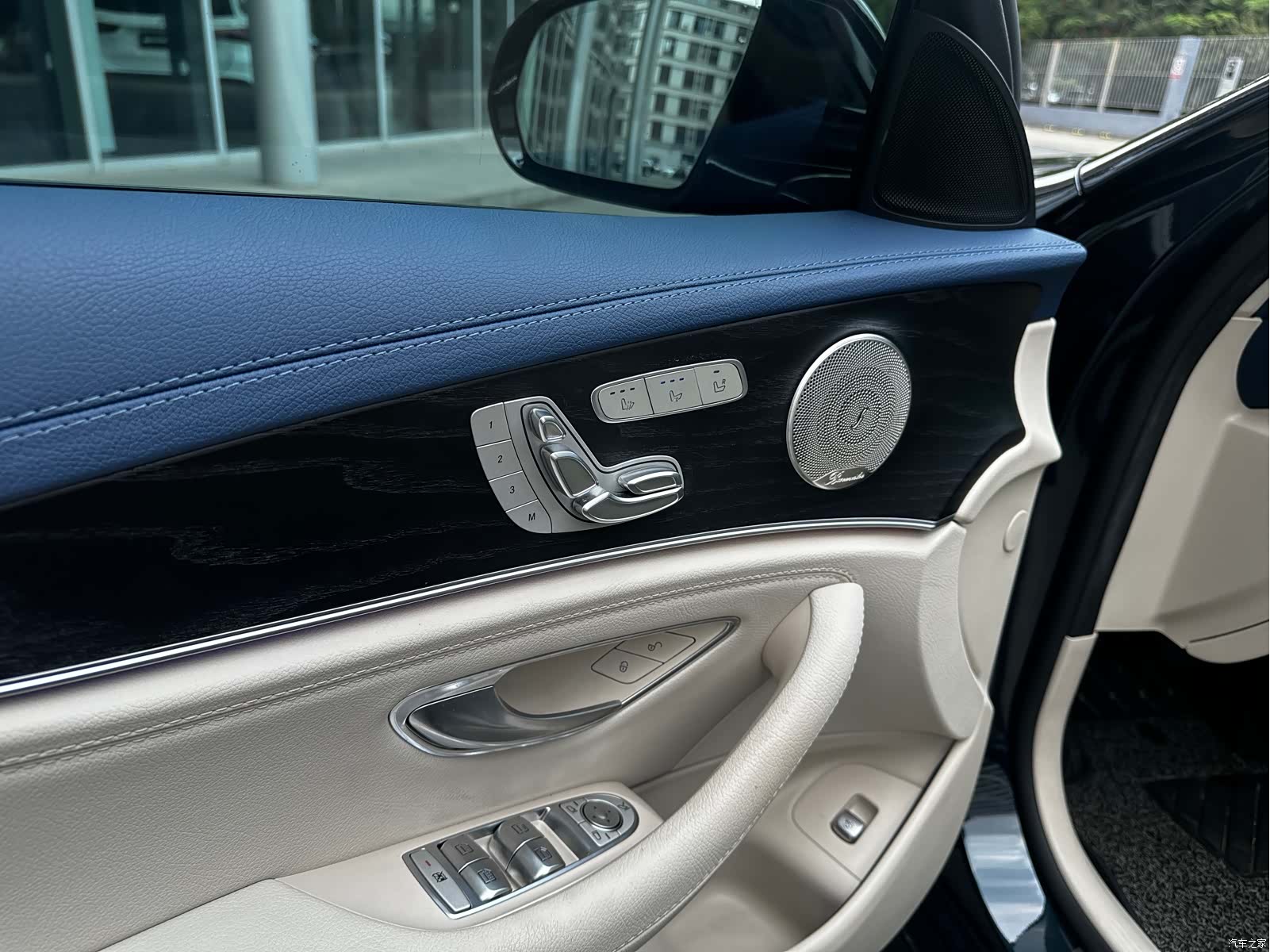 Mercedes-Benz E-Class, 2023 6