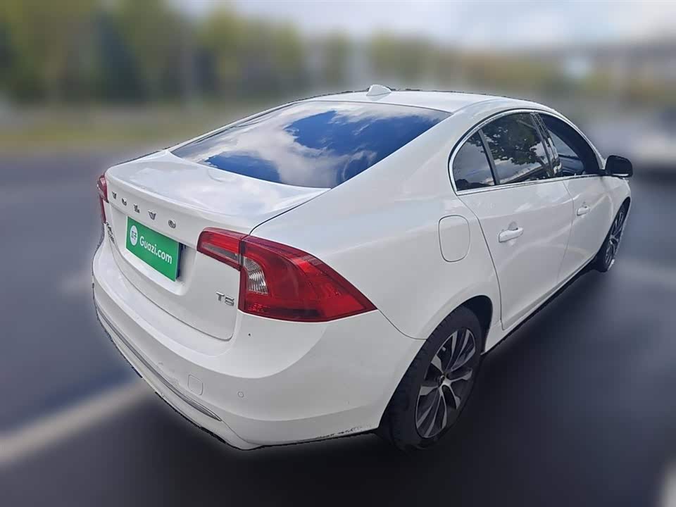 Volvo S60