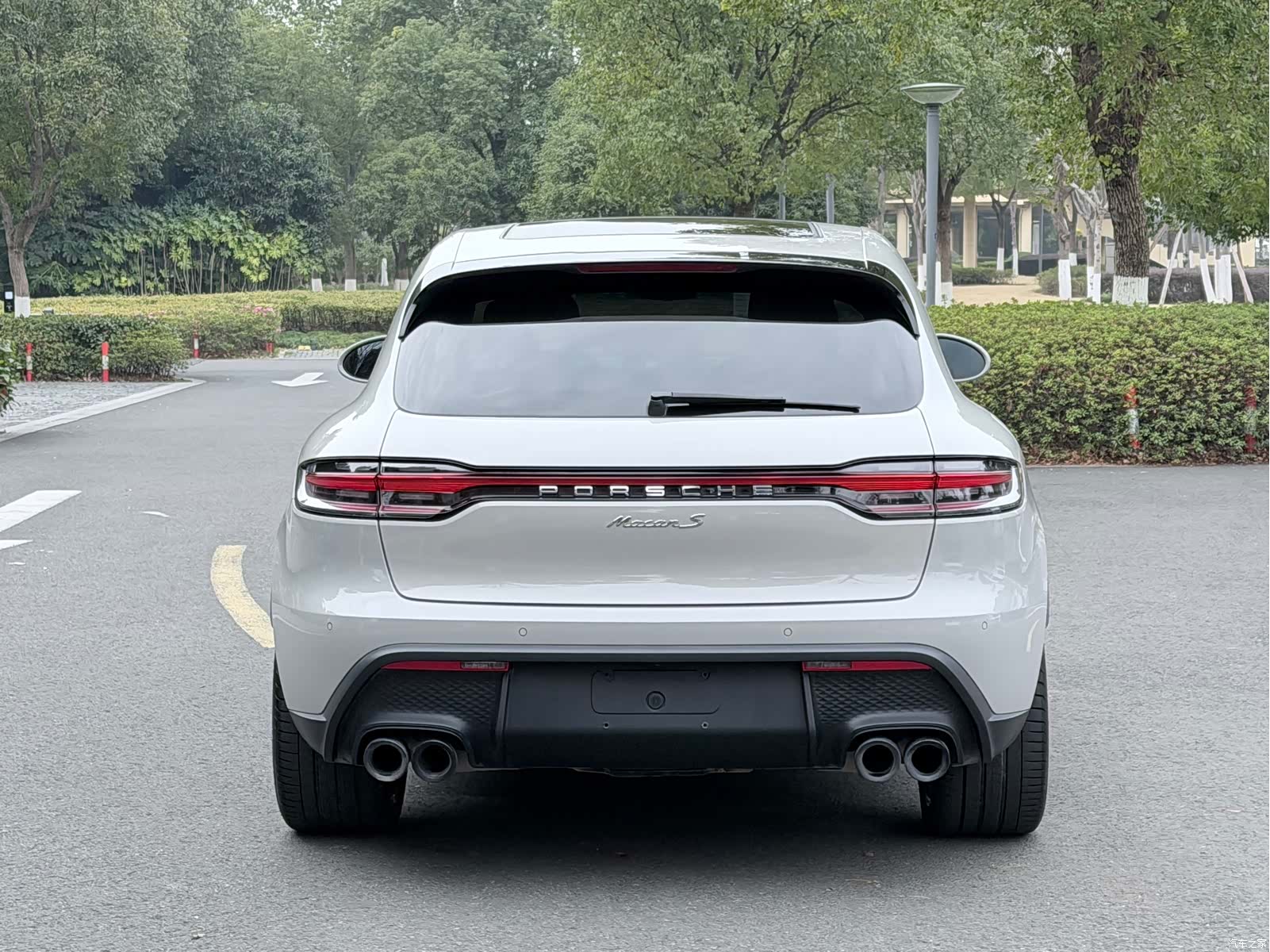 Porsche Macan, 2022 все фото