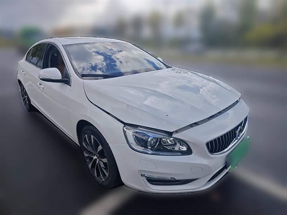Volvo S60