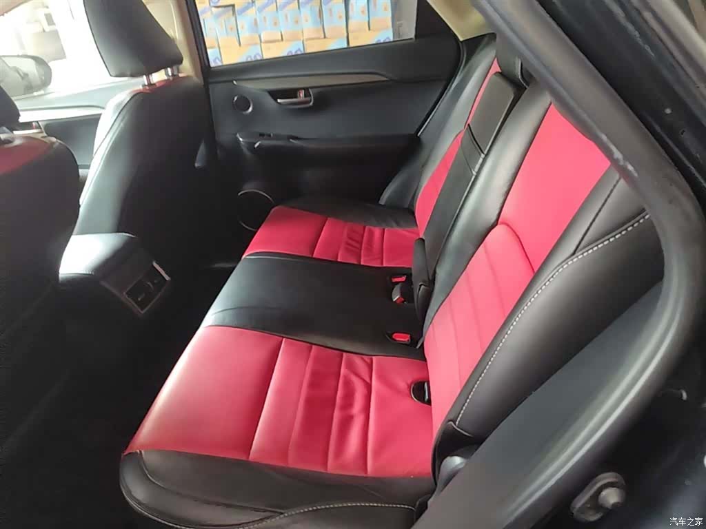 Lexus NX, 2016 16