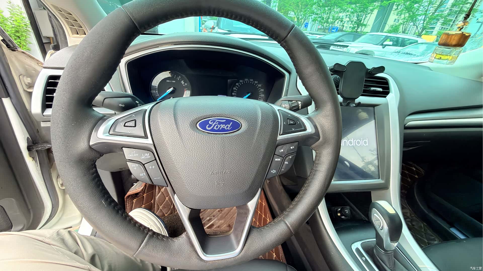 Ford Mondeo, 2016 14