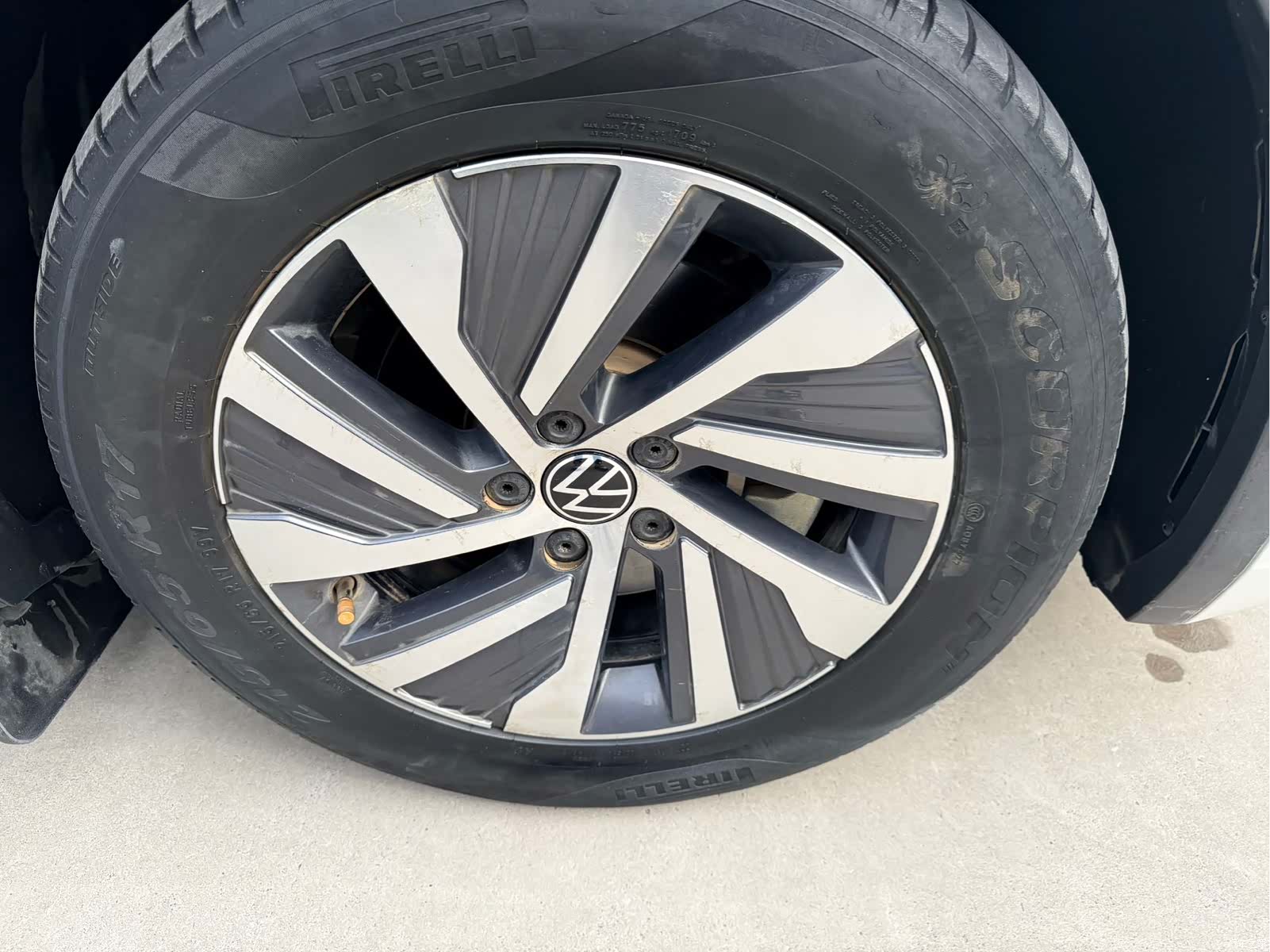 Volkswagen Tiguan L, 2022 16