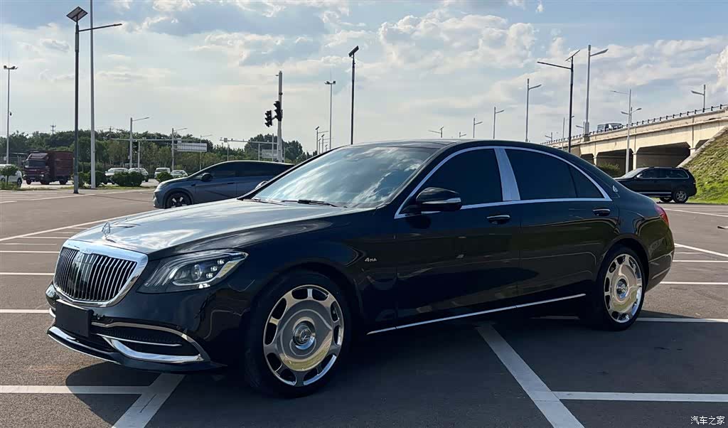 Mercedes-Benz S-Class, 2019 1
