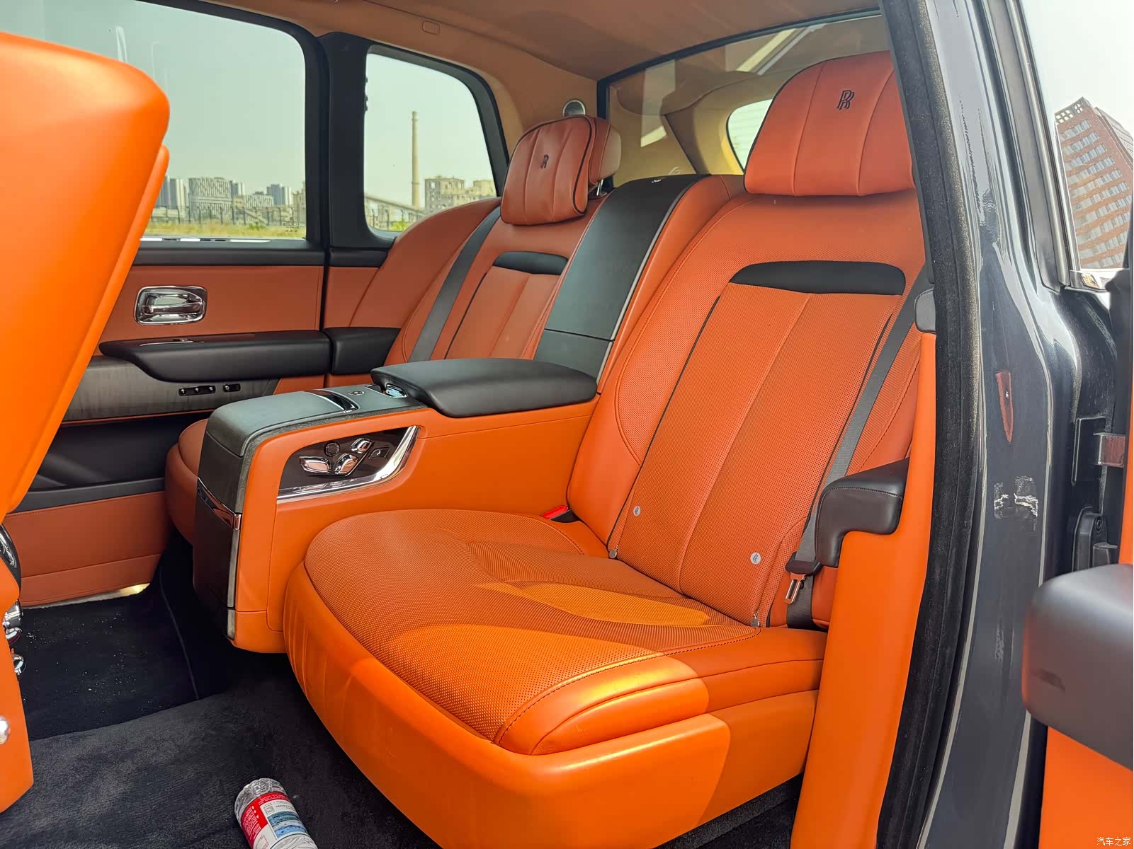 Rolls-Royce Cullinan, 2019 14