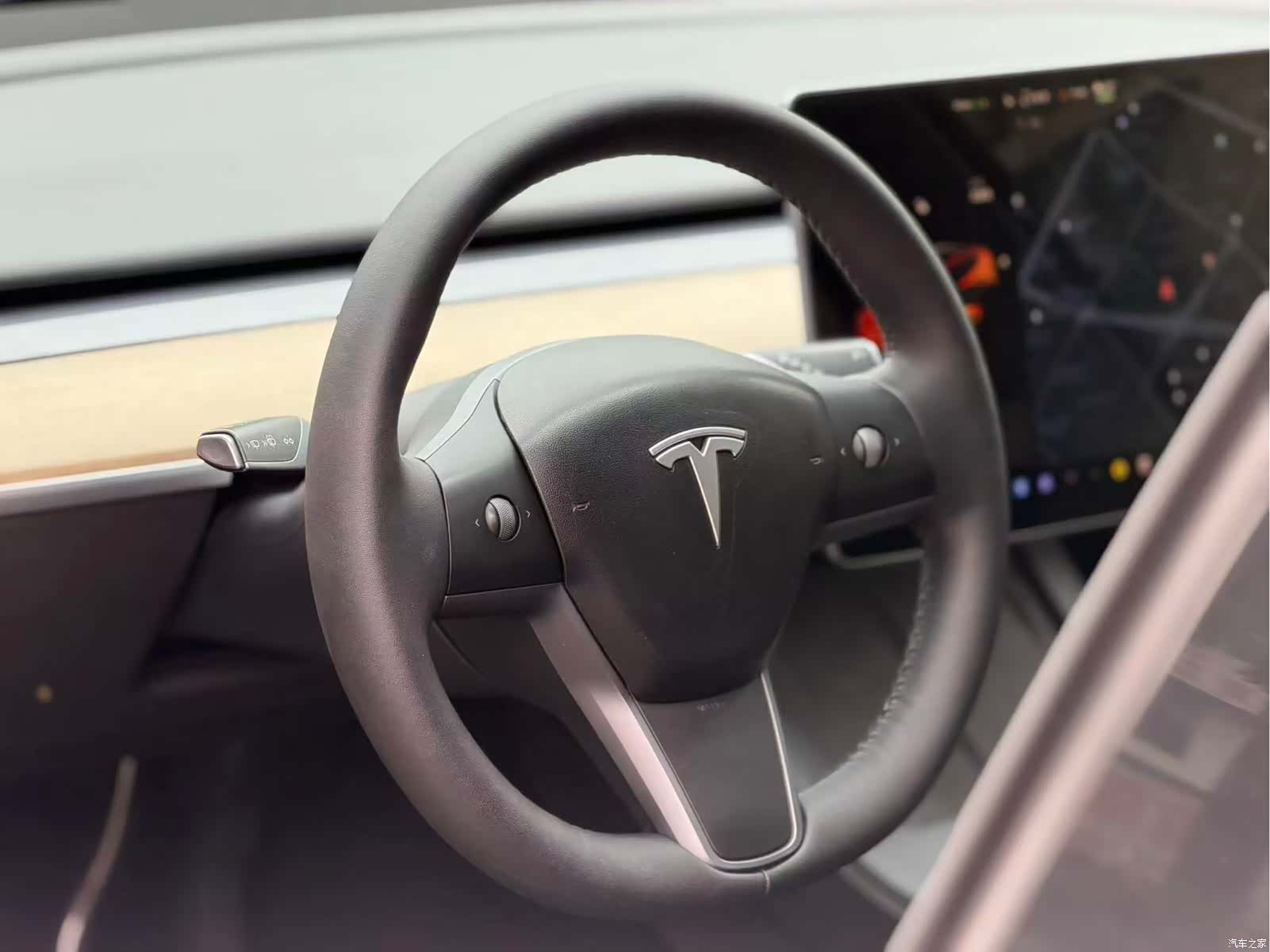Tesla Model Y, 2022 4