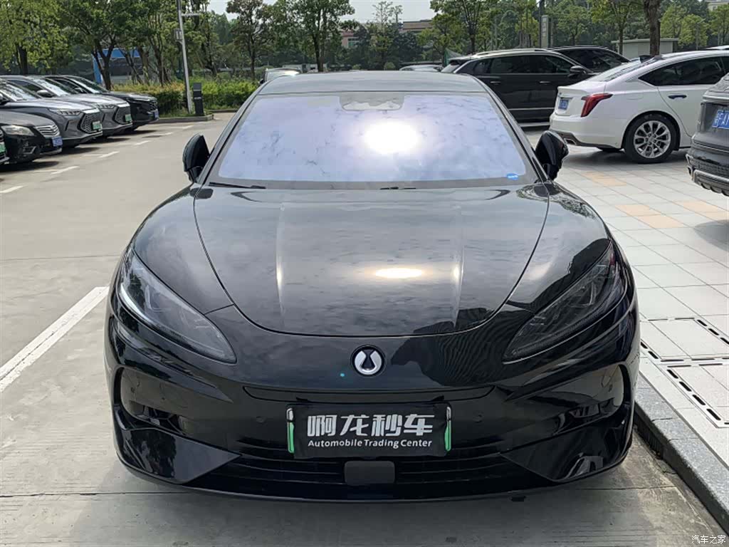 Denza Z9GT, 2024 2