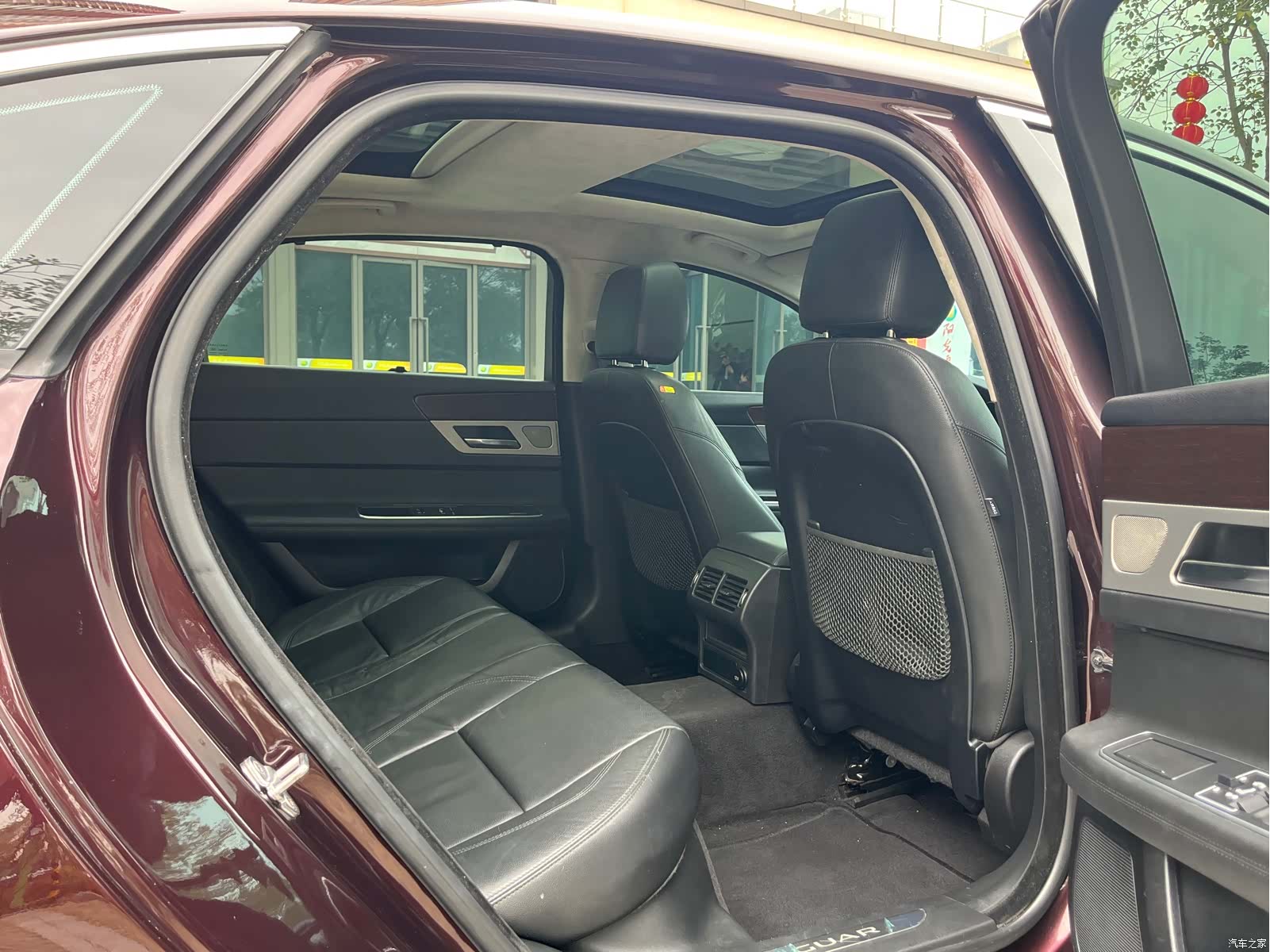 Land Rover XFL, 2017 15