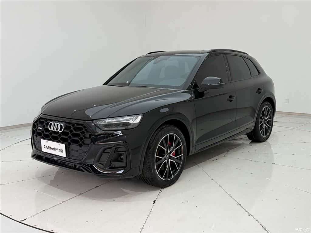 Audi Q5, 2022 все фото