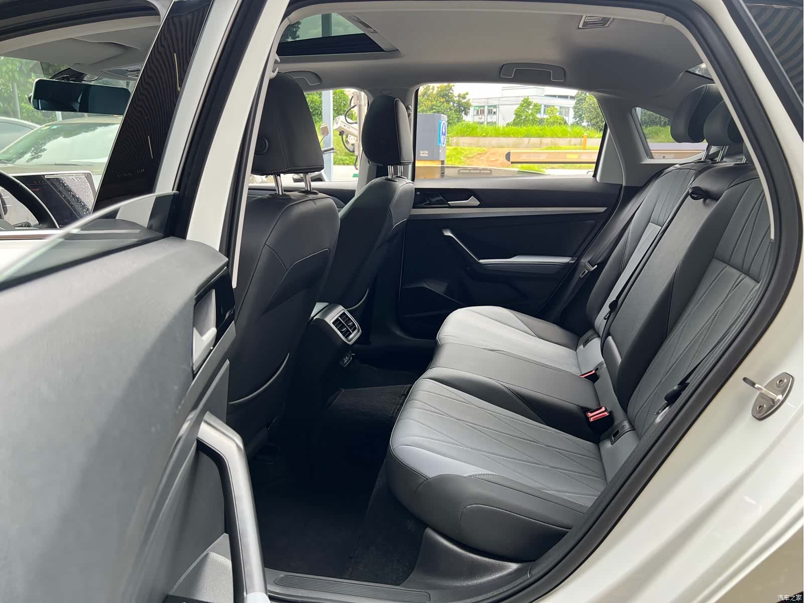 Volkswagen Lavida, 2023 все фото