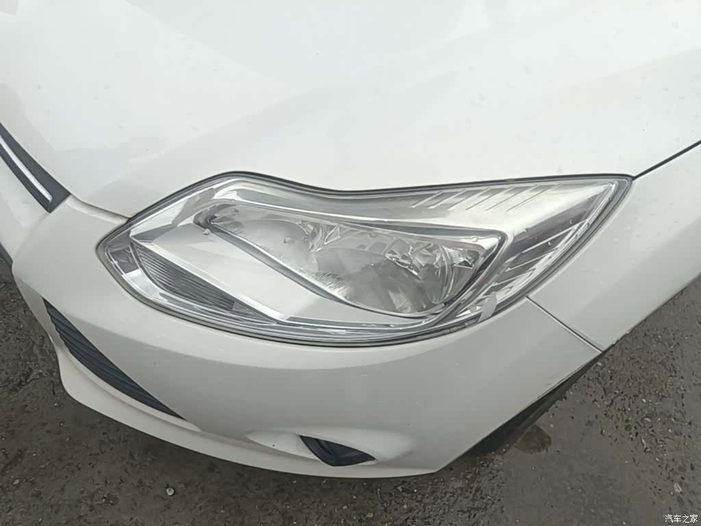 Ford Focus, 2014 24