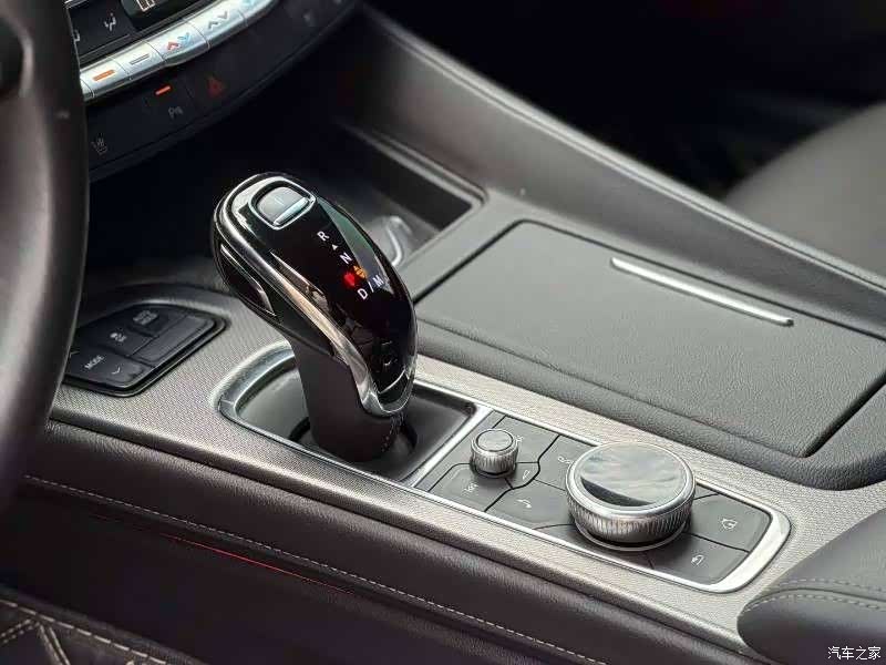 Cadillac CT5, 2020 7