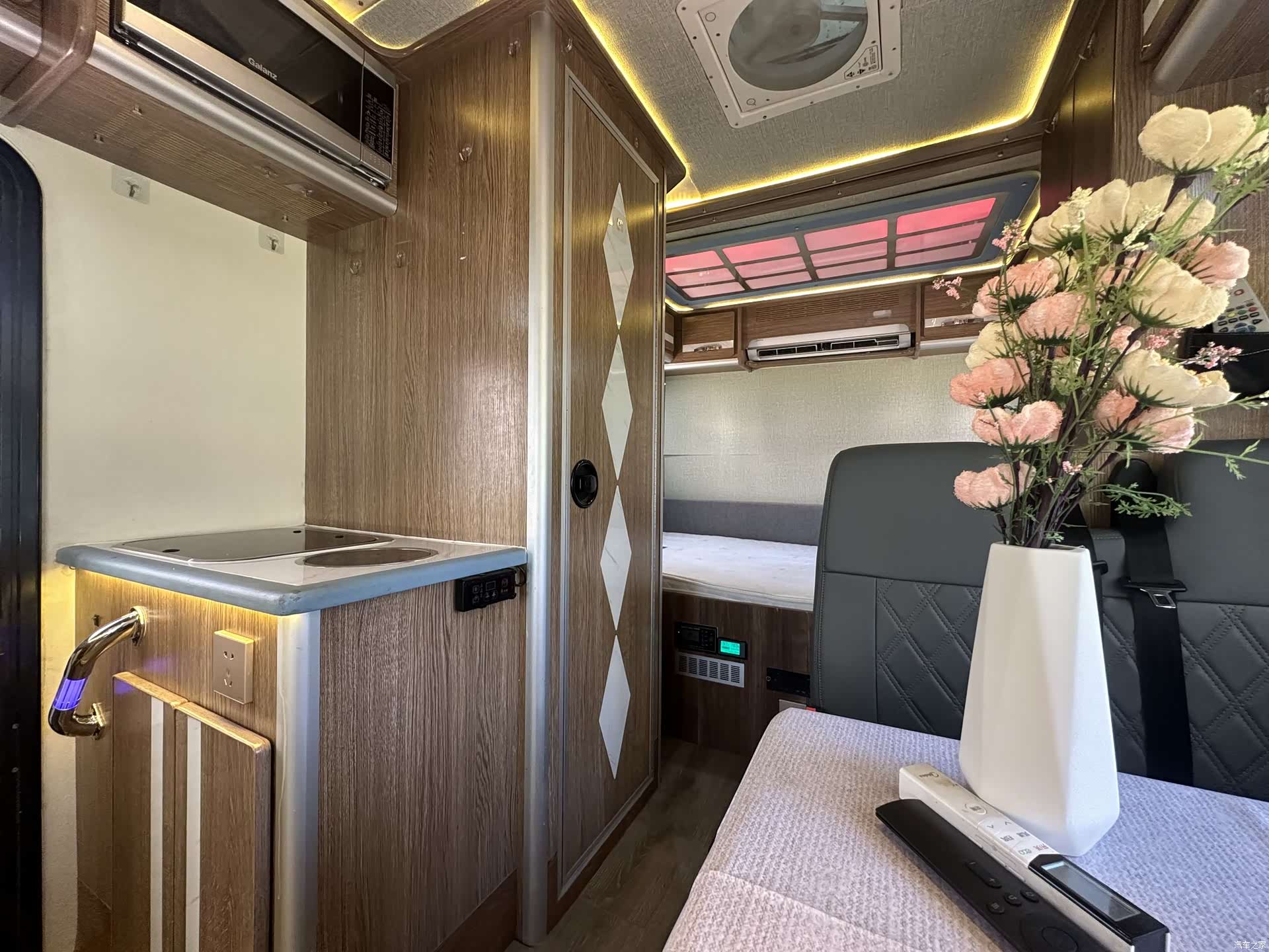 Maxus V80, 2019 31