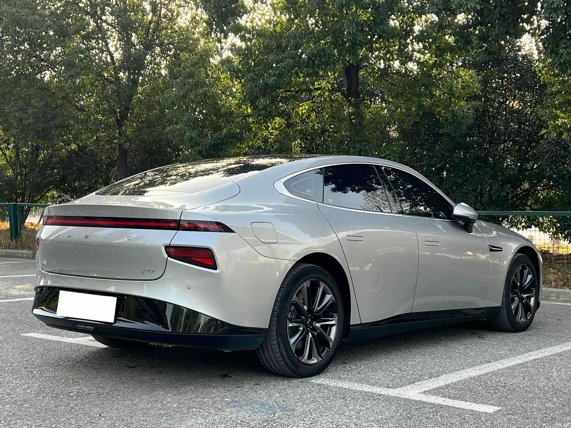 Xpeng P7, 2022 7
